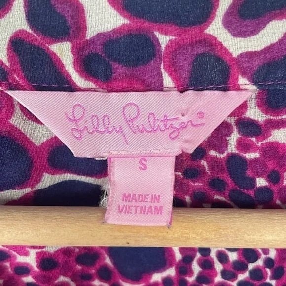 Lilly Pulitzer Sherida Top In Gigi Giraffe Pink Navy Cotton Casual Size S EUC - Picture 9 of 10